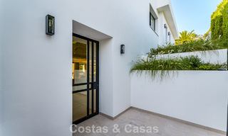 Luxueus gerenoveerd villa met zeezicht te koop aan Marbella’s Golden Mile 786932 