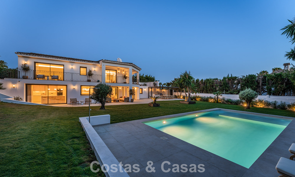 Luxueus gerenoveerd villa met zeezicht te koop aan Marbella’s Golden Mile 786940