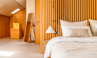 Eigentijds ingericht duplex penthouse te koop in een beveiligde urbanisatie op Marbella’s prestigieuze Golden Mile 786974 