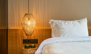 Eigentijds ingericht duplex penthouse te koop in een beveiligde urbanisatie op Marbella’s prestigieuze Golden Mile 786986 