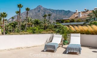 Eigentijds ingericht duplex penthouse te koop in een beveiligde urbanisatie op Marbella’s prestigieuze Golden Mile 786991 