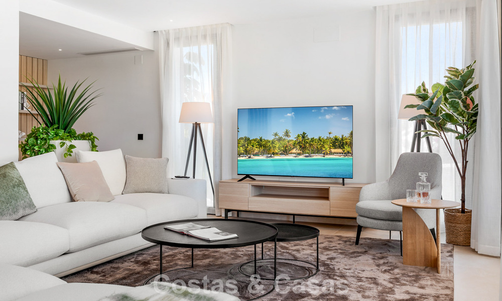 Moderne-mediterrane luxevilla te koop dicht bij alle voorzieningen in Guadalmina en San Pedro, Marbella 786856