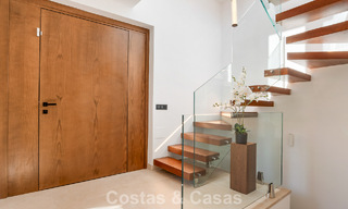 Moderne-mediterrane luxevilla te koop dicht bij alle voorzieningen in Guadalmina en San Pedro, Marbella 786860 