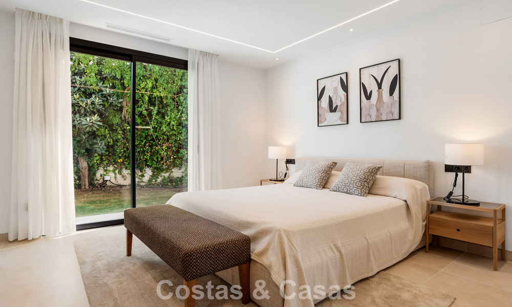 Moderne-mediterrane luxevilla te koop dicht bij alle voorzieningen in Guadalmina en San Pedro, Marbella 786864