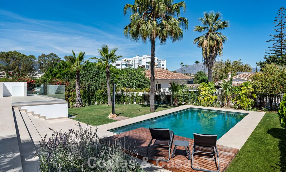 Moderne-mediterrane luxevilla te koop dicht bij alle voorzieningen in Guadalmina en San Pedro, Marbella 786875