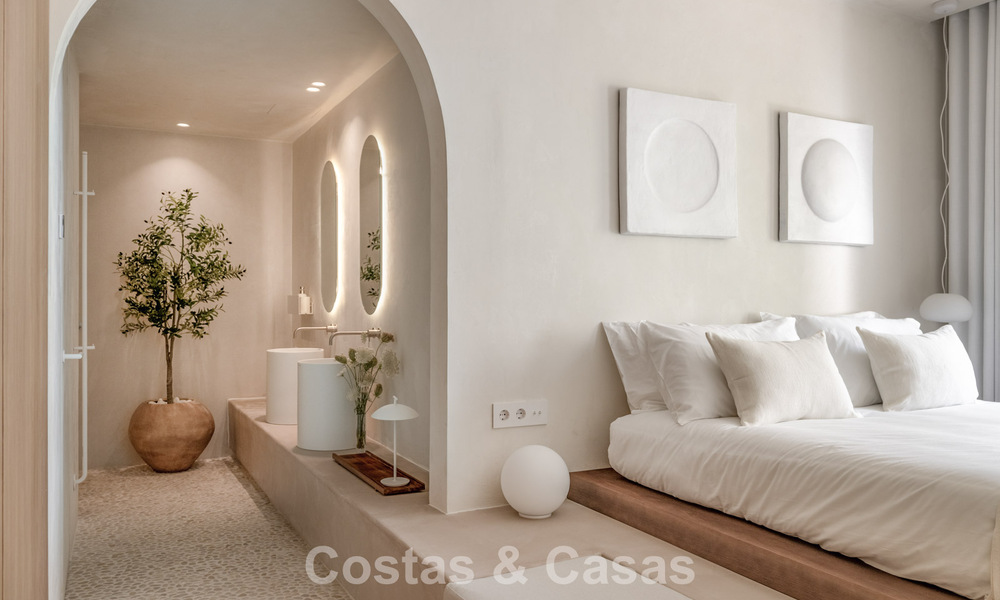 Eigentijds gerenoveerd Penthouse met privézwembad en panoramisch zeezicht te koop op Marbella’s Golden Mile 787003