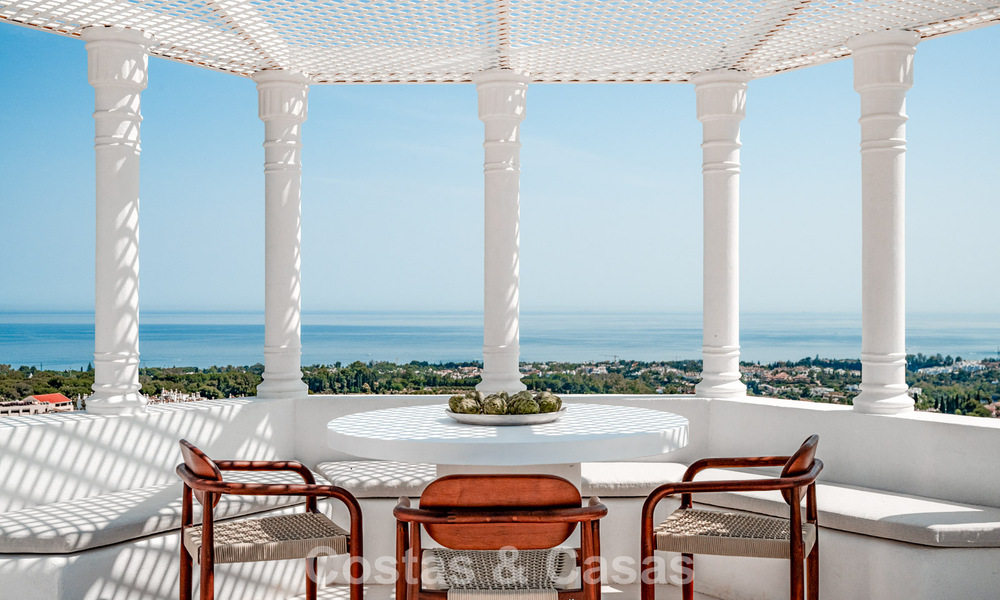 Eigentijds gerenoveerd Penthouse met privézwembad en panoramisch zeezicht te koop op Marbella’s Golden Mile 787018