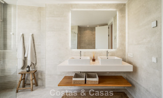 Instapklaar, modern, ruim 4-slaapkamer appartement te koop met ruime privétuin in luxe resort ten oosten van Marbella centrum 787111 