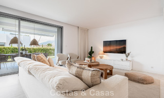 Instapklaar, modern, ruim 4-slaapkamer appartement te koop met ruime privétuin in luxe resort ten oosten van Marbella centrum 787115 