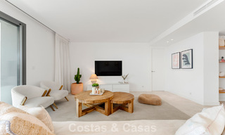 Instapklaar, modern, ruim 4-slaapkamer appartement te koop met ruime privétuin in luxe resort ten oosten van Marbella centrum 797859 