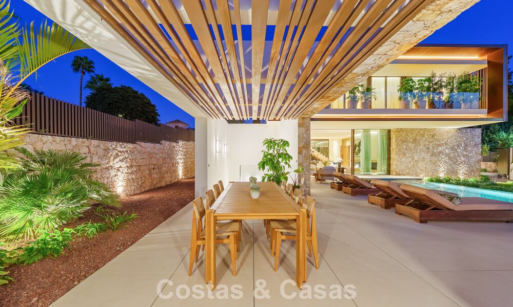 Geavanceerde luxevilla te koop in een rustige woonwijk op de Golden Mile van Marbella 787214