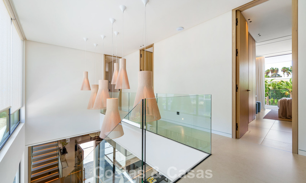 Geavanceerde luxevilla te koop in een rustige woonwijk op de Golden Mile van Marbella 787231