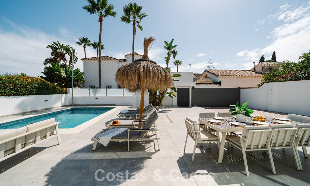 Gemoderniseerde villa te koop op loopafstand van voorzieningen en Puerto Banus, Marbella 787374