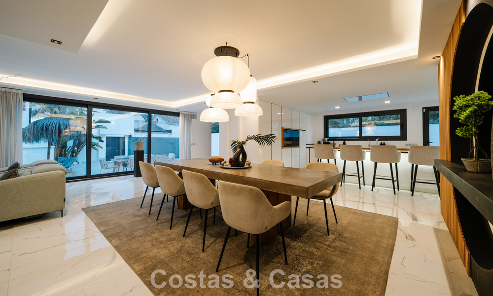 Gemoderniseerde villa te koop op loopafstand van voorzieningen en Puerto Banus, Marbella 787375