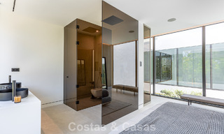 Exclusieve schakelvilla met zeezicht te koop in een vooruitstrevend complex met 24-uursbewaking op Marbella’s Golden Mile 787294 