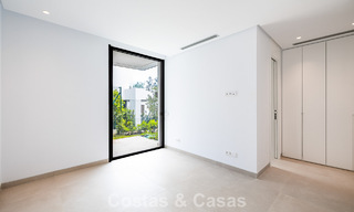 Contemporary villa for sale within walking distance of the beach and amenities in Marbella city center 787473 