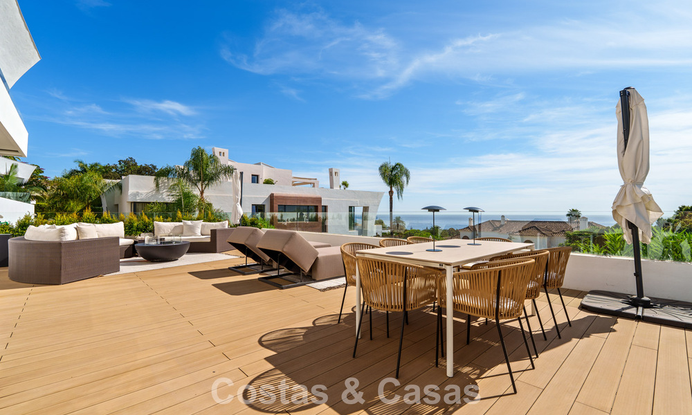 Luxe duplex appartement met zeezicht te koop in een eersteklas Sierra Blanca complex op Marbella’s Golden Mile 787560