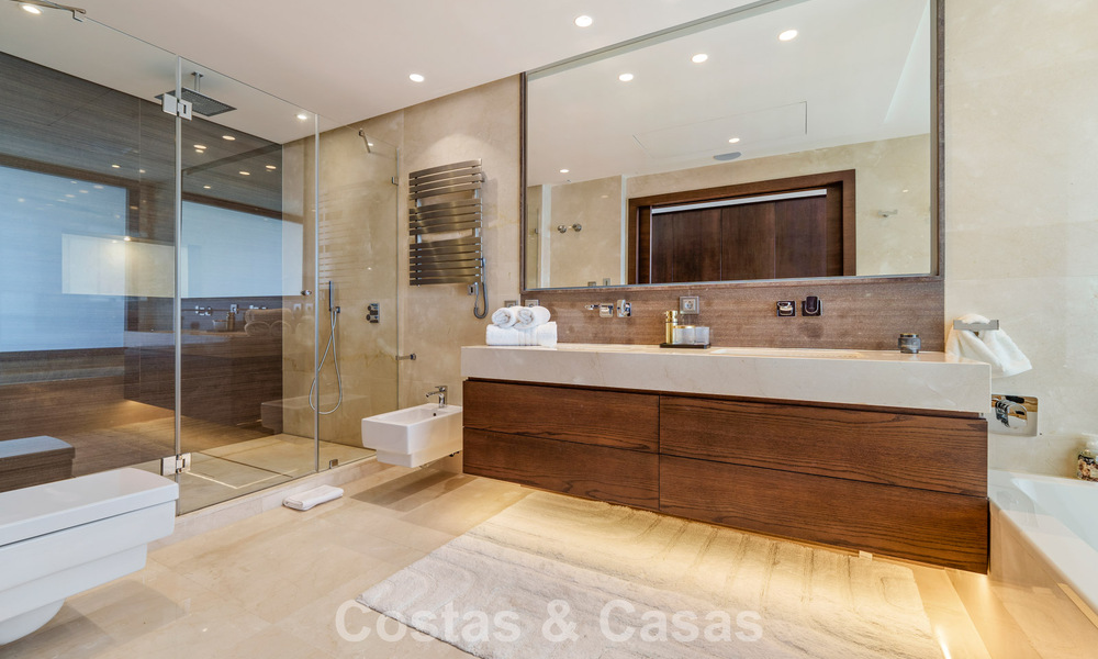 Luxe duplex appartement met zeezicht te koop in een eersteklas Sierra Blanca complex op Marbella’s Golden Mile 787563