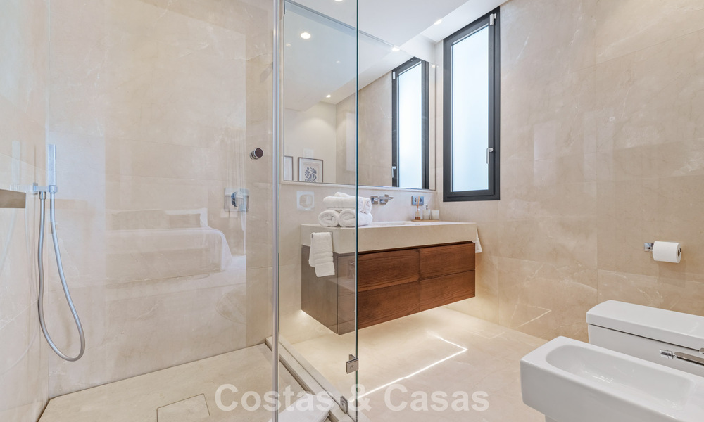 Luxe duplex appartement met zeezicht te koop in een eersteklas Sierra Blanca complex op Marbella’s Golden Mile 787578