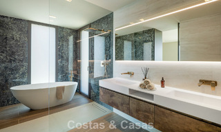 Instapklare, luxueuze, nieuwbouwvilla te koop in een prestigieus 5* golfresort in Marbella - Benahavis 787438 