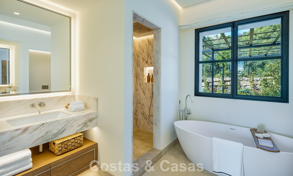 Voortreffelijke luxevilla te koop in het exclusieve Cascada de Camojan op Marbella’s Golden Mile 787608