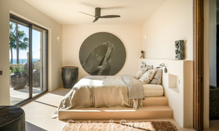 Instapklare villa met Ibiza-chic design te koop met zeezicht op de New Golden Mile tussen Marbella en Estepona 787770 