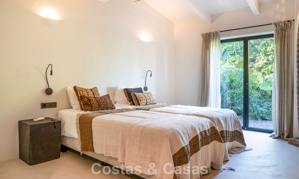 Instapklare villa met Ibiza-chic design te koop met zeezicht op de New Golden Mile tussen Marbella en Estepona 787779