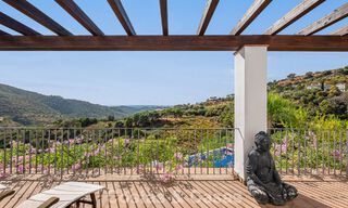Mediterrane luxevilla met panoramisch uitzicht te koop genesteld in de groene heuvels van Marbella - Benahavis 789913 