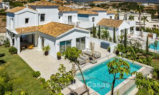 2 eigentijds luxevilla’s te koop, naast elkaar gelegen op slechts 400m van het strand in Casares, Costa del Sol 788021 