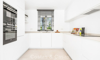 2 eigentijds luxevilla’s te koop, naast elkaar gelegen op slechts 400m van het strand in Casares, Costa del Sol 788080 