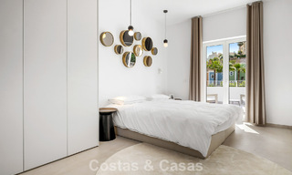 2 eigentijds luxevilla’s te koop, naast elkaar gelegen op slechts 400m van het strand in Casares, Costa del Sol 788092 