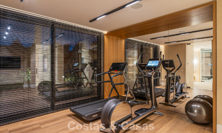 Instapklare, high-end designvilla met zeezicht te koop aan de Golden Mile van Marbella 788130 