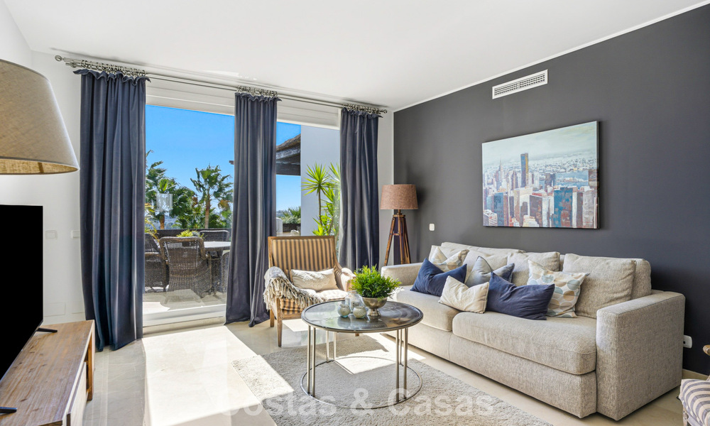 Appartementen te koop in een gated complex in Nueva Andalucia, Marbella 788753