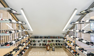 Opmerkelijk paleis in neoklassieke stijl te koop in de prestigieuze, gated wijk van Sierra Blanca, Marbella 788194 