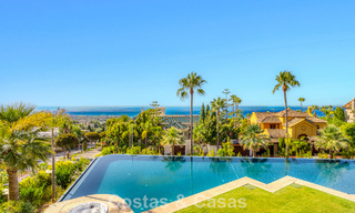Opmerkelijk paleis in neoklassieke stijl te koop in de prestigieuze, gated wijk van Sierra Blanca, Marbella 788203 