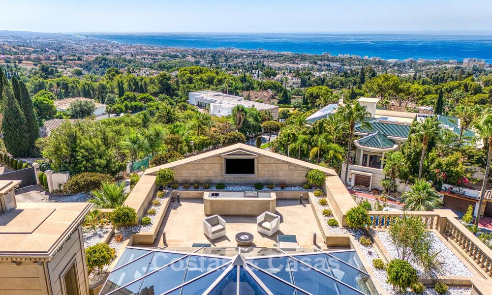 Opmerkelijk paleis in neoklassieke stijl te koop in de prestigieuze, gated wijk van Sierra Blanca, Marbella 788211