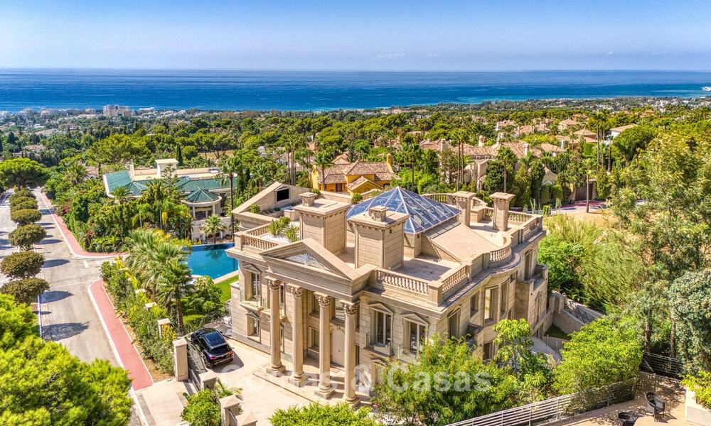 Opmerkelijk paleis in neoklassieke stijl te koop in de prestigieuze, gated wijk van Sierra Blanca, Marbella 788215