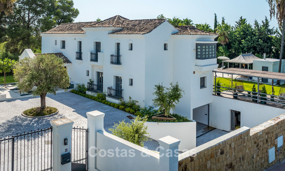 Prachtige luxevilla met tijdloze Andalusische architectuur te koop op de New Golden Mile tussen Marbella en Estepona 788323