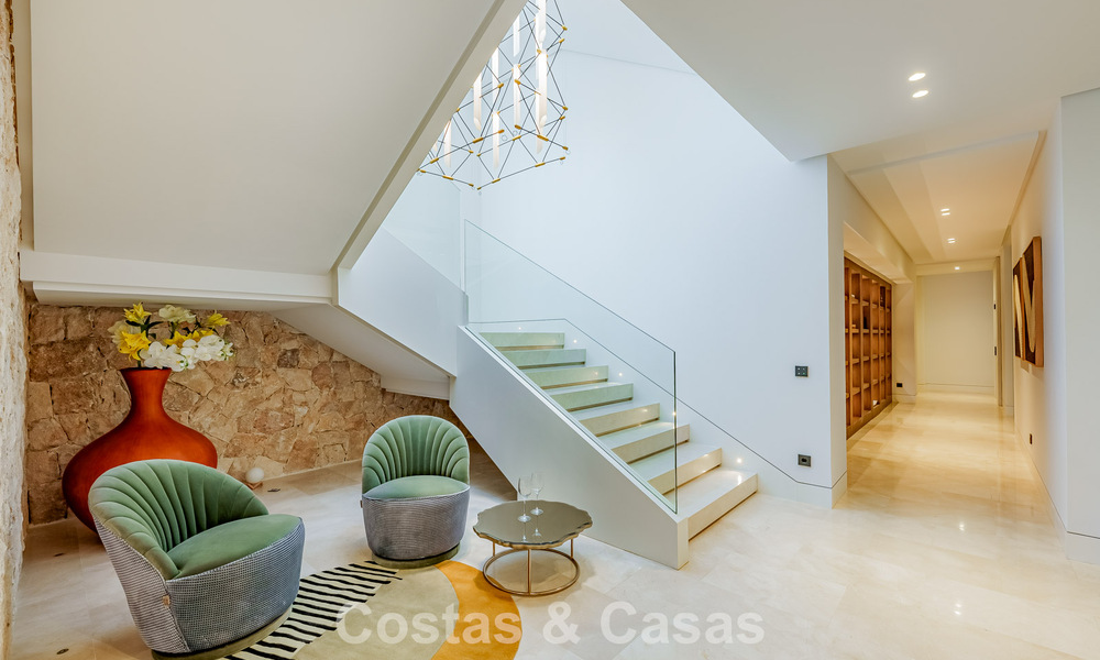 High-end luxevilla met panoramisch zeezicht te koop binnen een prestigieus resort, Benahavis - Marbella 788418