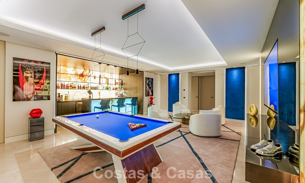 High-end luxevilla met panoramisch zeezicht te koop binnen een prestigieus resort, Benahavis - Marbella 788429