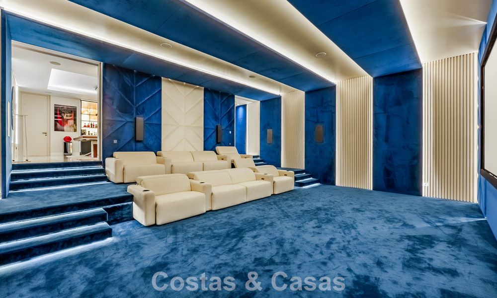 High-end luxevilla met panoramisch zeezicht te koop binnen een prestigieus resort, Benahavis - Marbella 788431