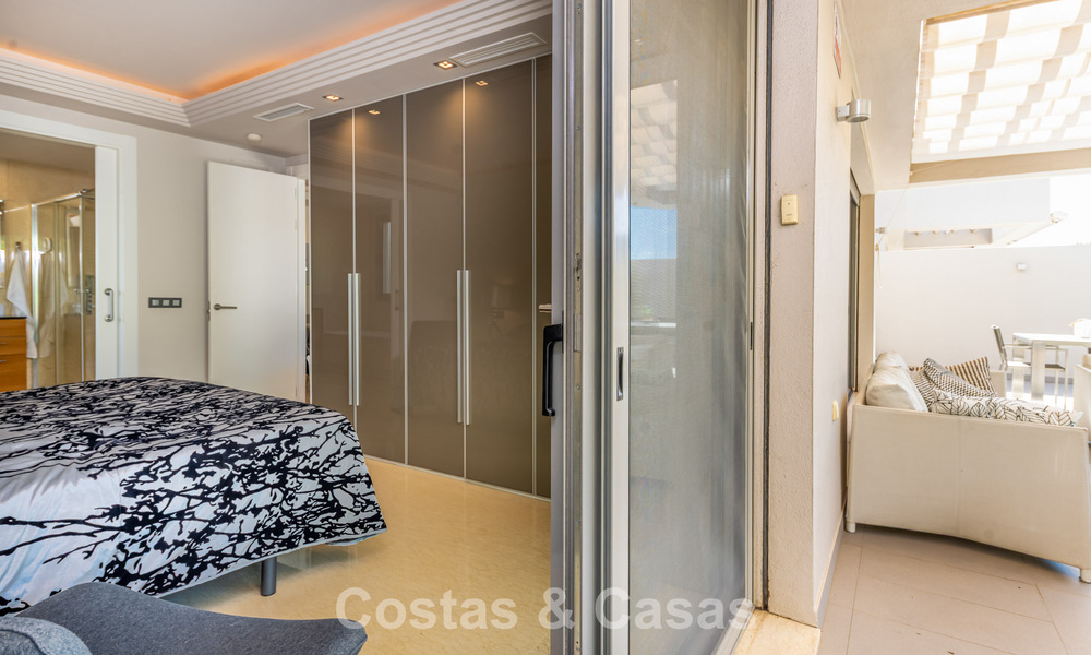 Hedendaags appartement met ruim hoekterras te koop in Marbella - Benahavis 788707