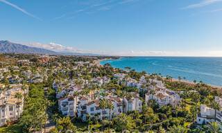 Gemoderniseerd appartement met zeezicht te koop in een strandcomplex op de New Golden Mile tussen Marbella en Estepona 788781 