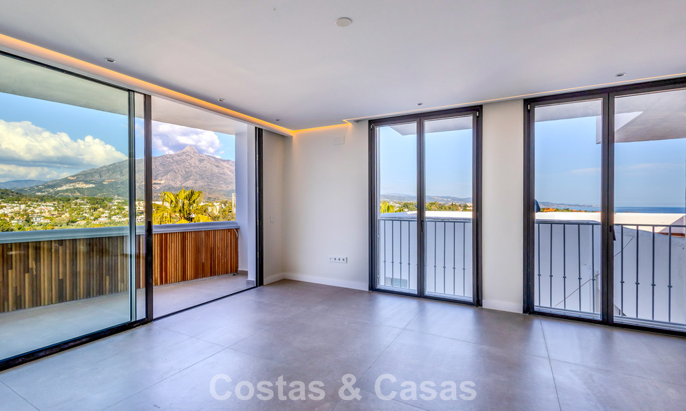 Eersteklas gerenoveerd appartement te koop op loopafstand van alles in Nueva Andalucia, Marbella 789707