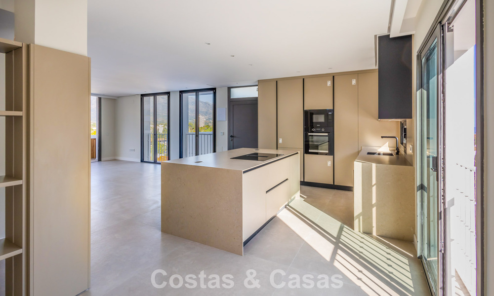 Eersteklas gerenoveerd appartement te koop op loopafstand van alles in Nueva Andalucia, Marbella 789731