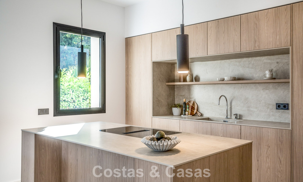 Modern gerenoveerd, appartement te koop in een gated luxecomplex in Sierra Blanca, Golden Mile, Marbella 789861