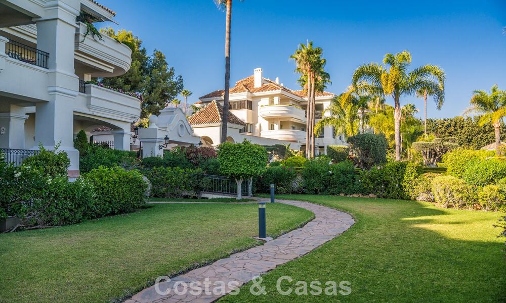 Modern gerenoveerd, appartement te koop in een gated luxecomplex in Sierra Blanca, Golden Mile, Marbella 789883