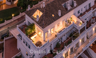 Modern gerenoveerd duplex penthouse met zeezicht te koop op wandelafstand van Puerto Banus, Marbella 789176 