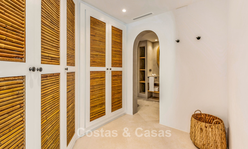 Begane grond appartement te koop op slechts enkele meters van het strand in Elviria, Marbella 789198