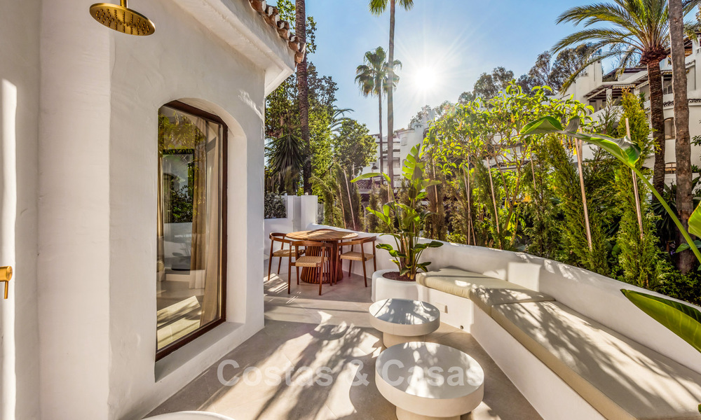 Begane grond appartement te koop op slechts enkele meters van het strand in Elviria, Marbella 789203